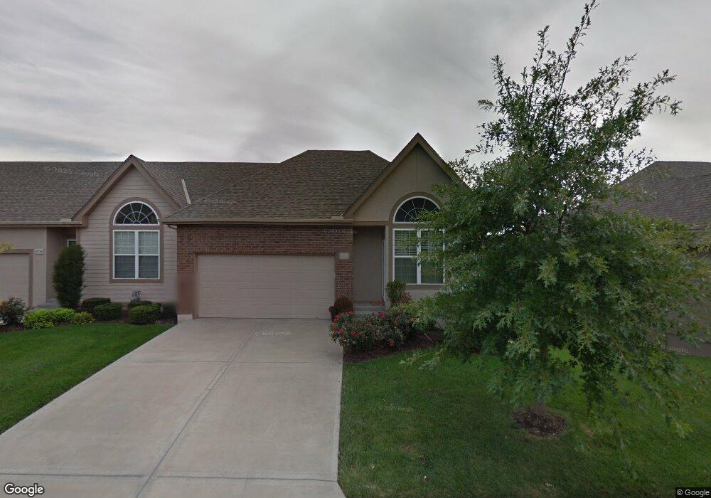 15743 W 61st St, Shawnee, KS 66217 - photo 1