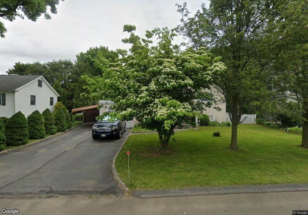 7 Halock Dr, Greenwich, CT 06831 - photo 1