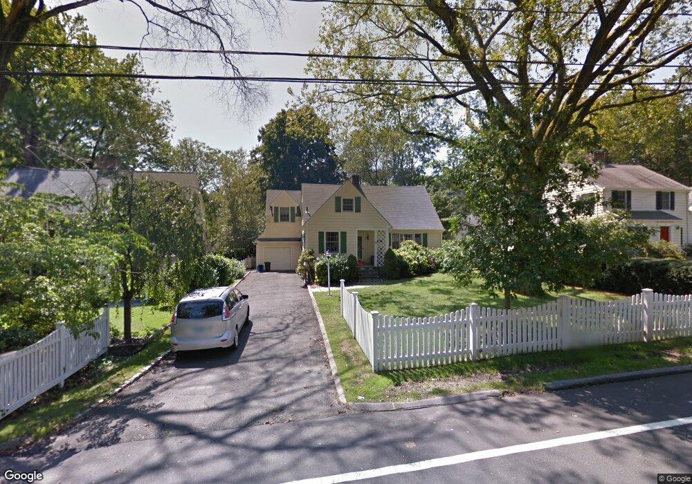 32 Summit Rd, Riverside, CT 06878 - photo 1