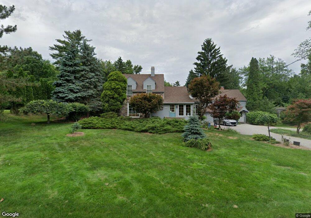 6400 Wimbley Ln, West Bloomfield, MI 48323 - photo 1