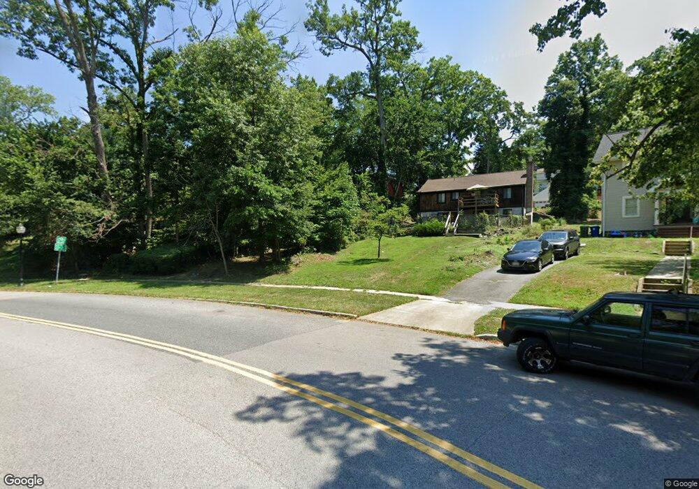 819 Winans Way, Baltimore, MD 21229 - photo 1