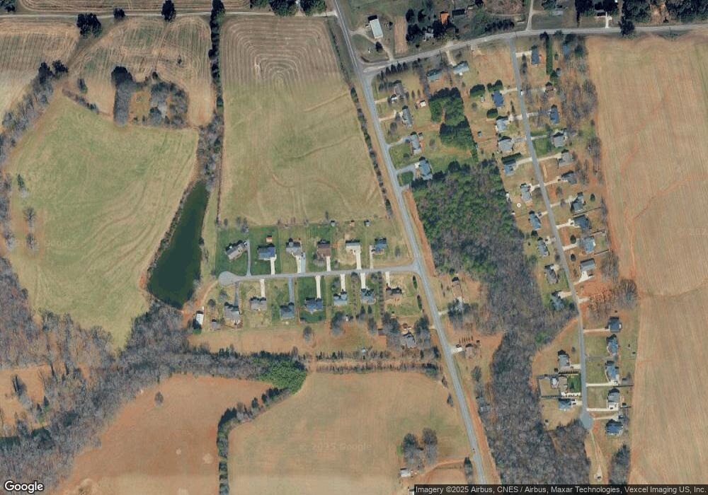 114 Mallory Ln, Statesville, NC 28625 - photo 1