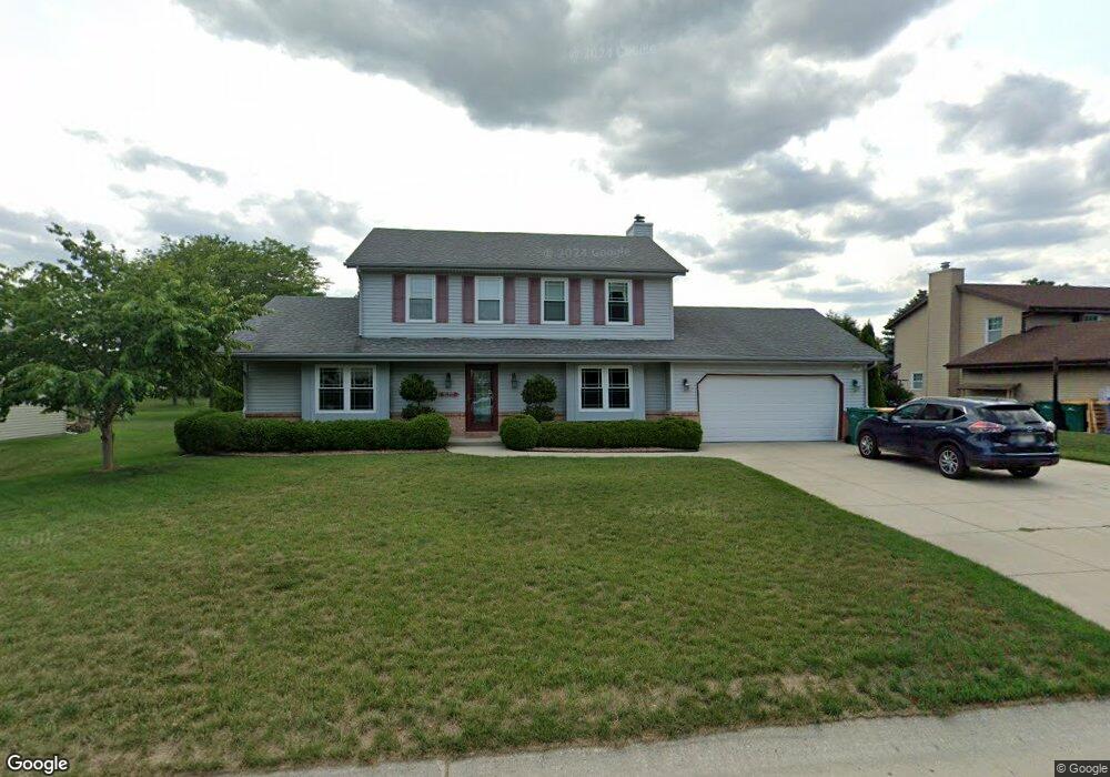 W159N10539 Fieldstone Pass, Germantown, WI 53022 - photo 1