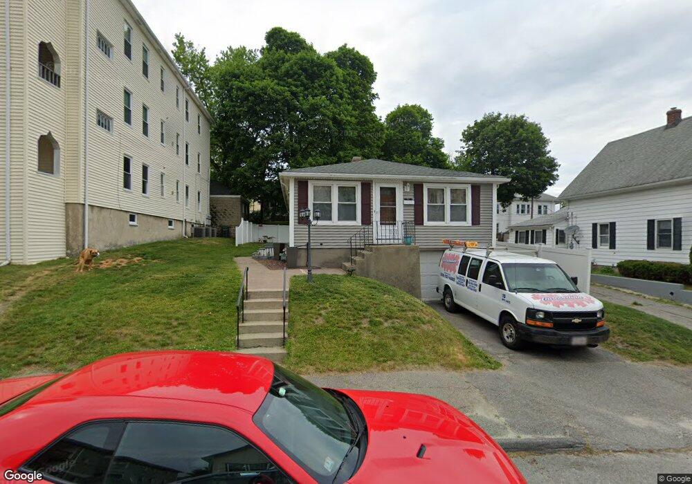 4 Clarendon St, Worcester, MA 01604 - photo 1