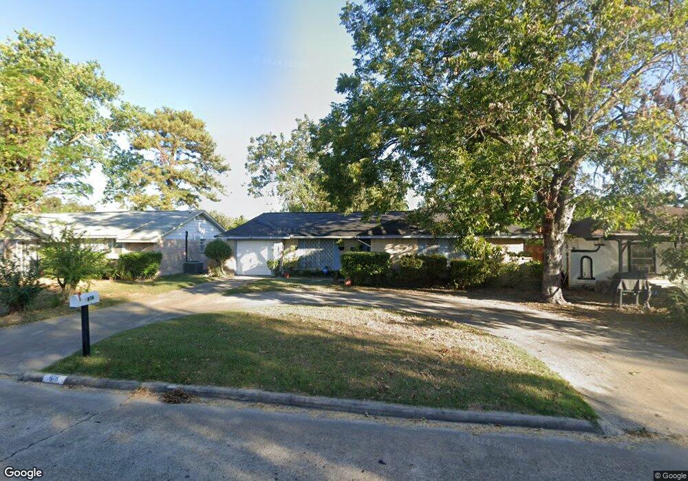 818 Dewalt St, Houston, TX 77088 - photo 1