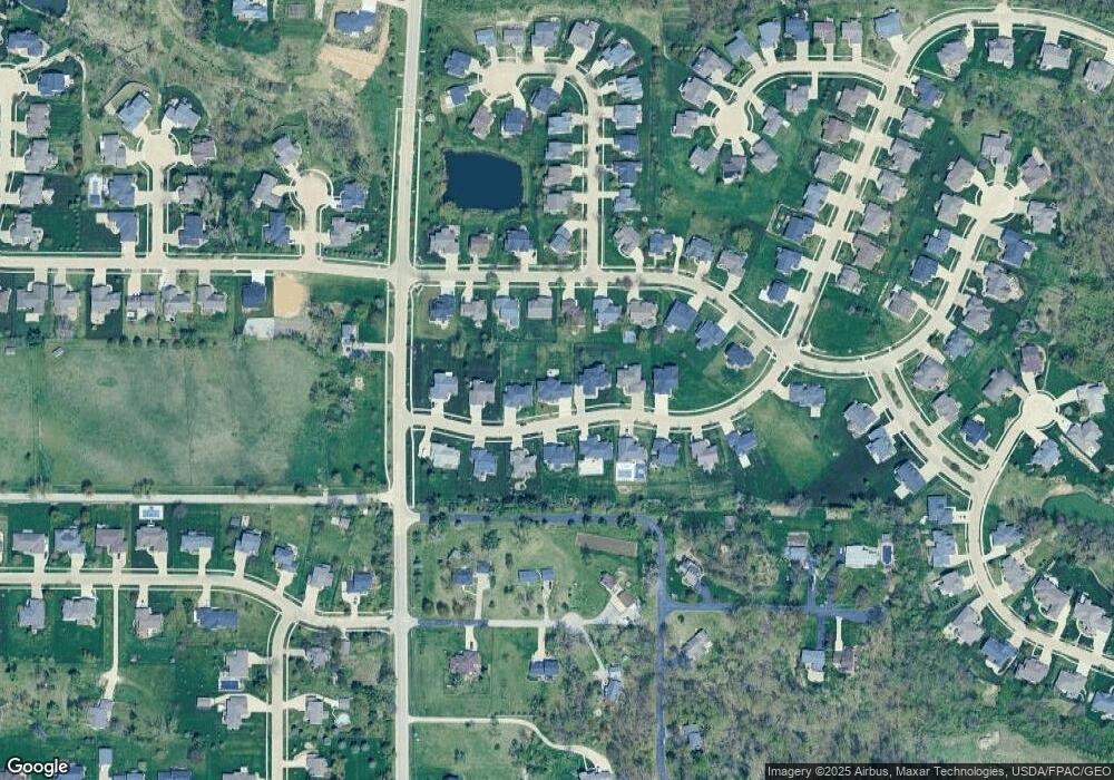 6402 River Pkwy NE, Cedar Rapids, IA 52411 - photo 1