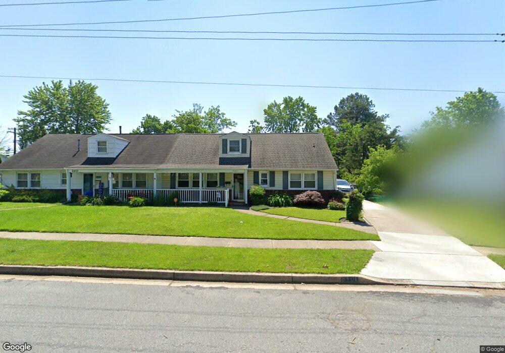 8401 Glen Rd, Parkville, MD 21234 - photo 1