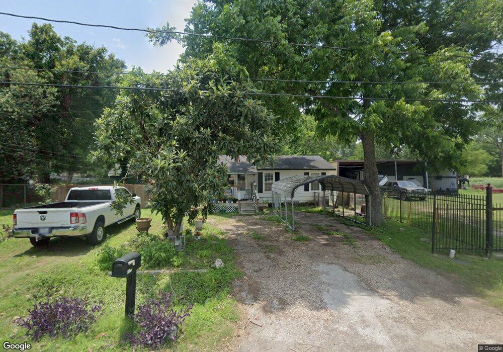 9121 Willow St, Houston, TX 77088 - photo 1