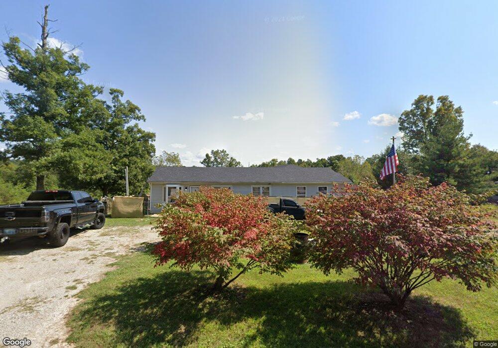 620 Oakwood Dr, Lebanon Junction, KY 40150 - photo 1