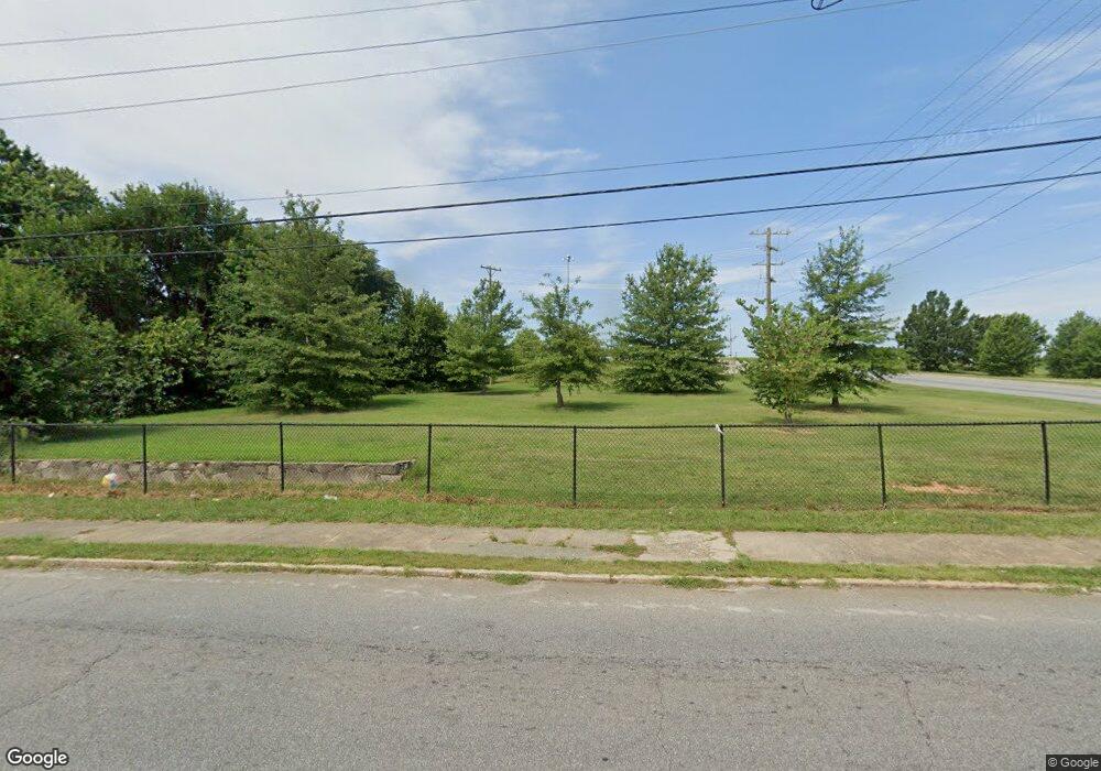 1126 NE 26th St, Winston Salem, NC 27105 - photo 1