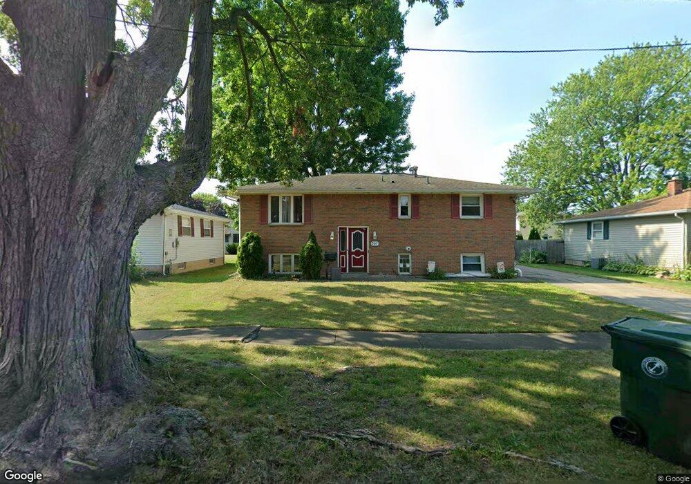 797 Remington Dr, North Tonawanda, NY 14120 - photo 1