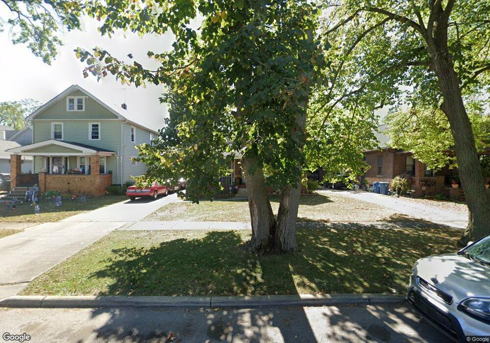 2316 E 30th St, Lorain, OH 44055 - photo 1