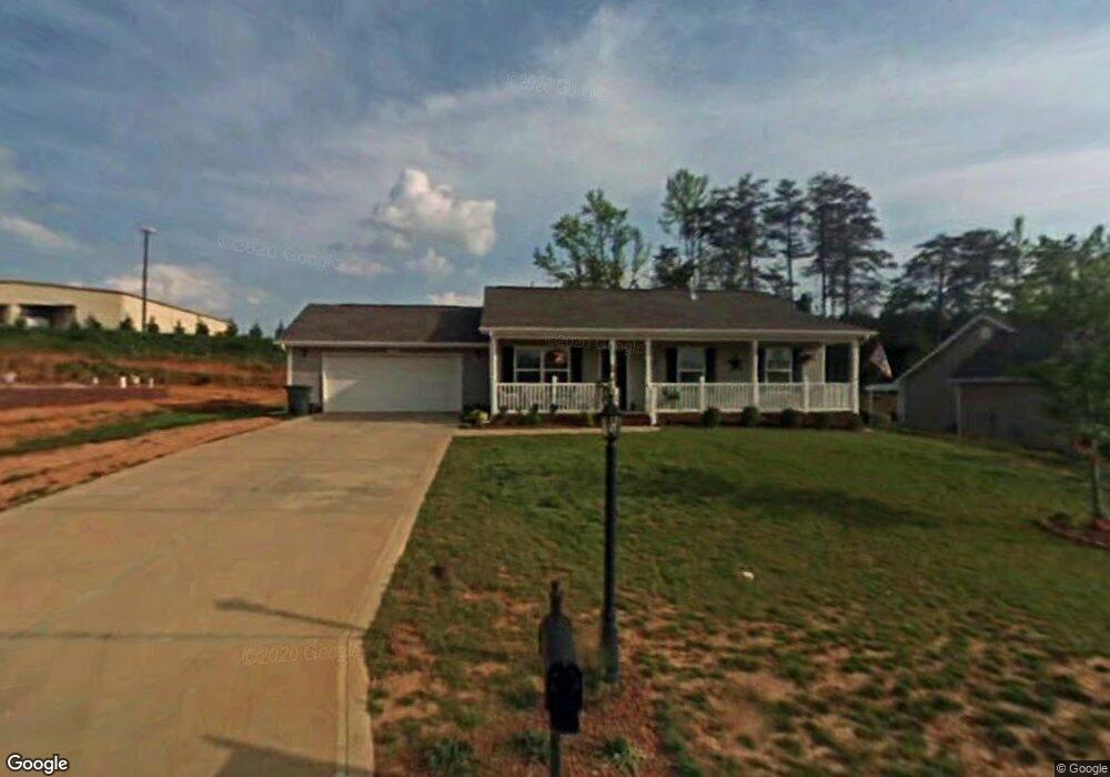 530 Pennyfields Ln, Clover, SC 29710 - photo 1