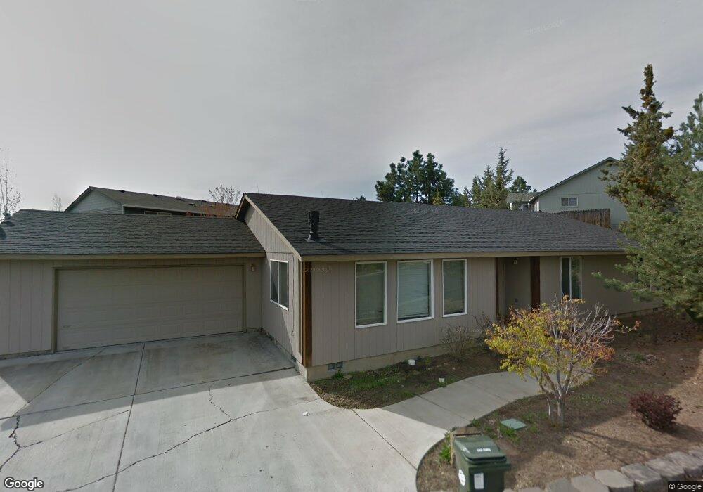 63306 NE Carly Ln, Bend, OR 97701 - photo 1