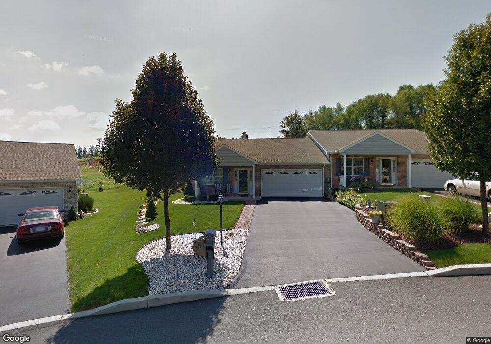 706 Fir Spring Dr, Waynesboro, PA 17268 - photo 1