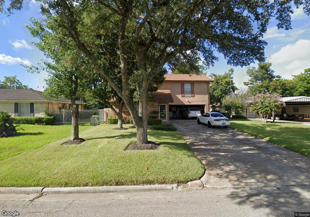 4930 Redbud St, Houston, TX 77033 - photo 1