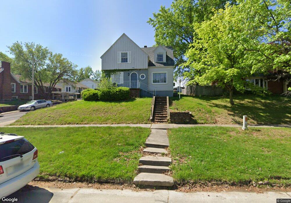 1000 W Reed St unit 2, Moberly, MO 65270 - photo 1