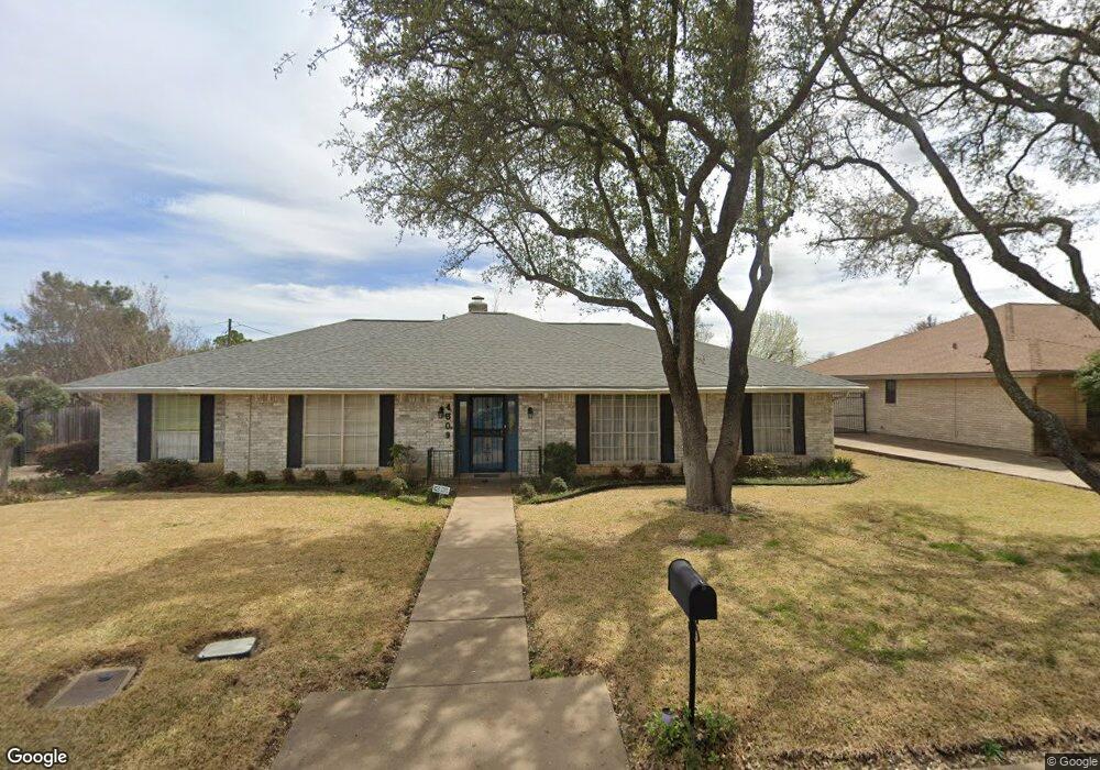 4509 Saldana Dr, Fort Worth, TX 76133 - photo 1