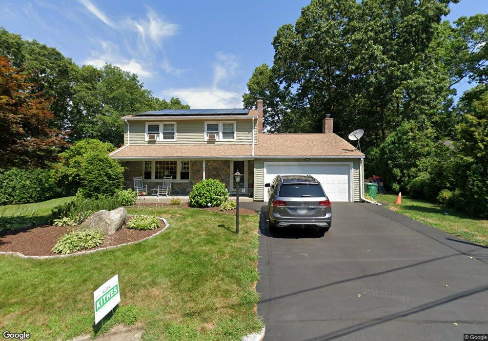 41 Pine Crest Dr, Woonsocket, RI 02895 - photo 1