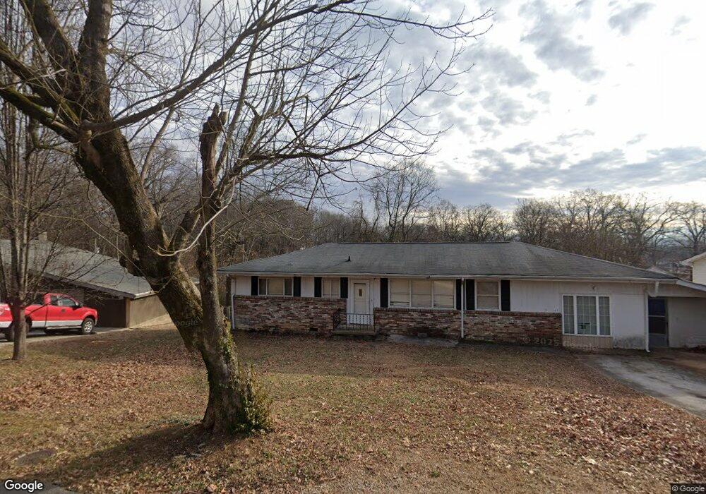 1235 Cranbrook Dr, Hixson, TN 37343 - photo 1