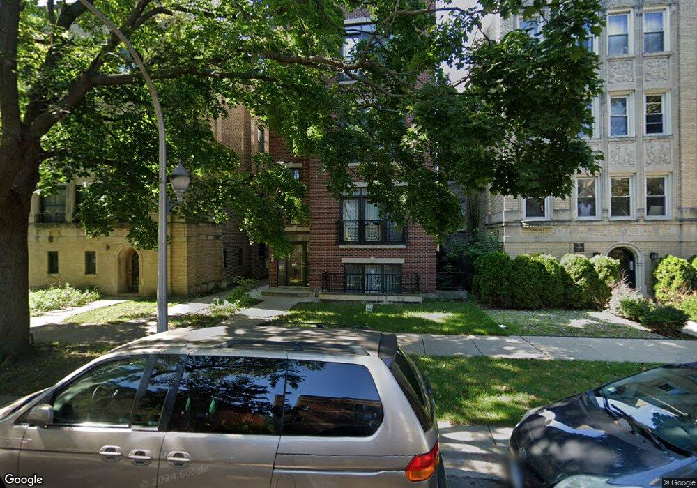 6134 N Mozart St unit 34, Chicago, IL 60659 - photo 1