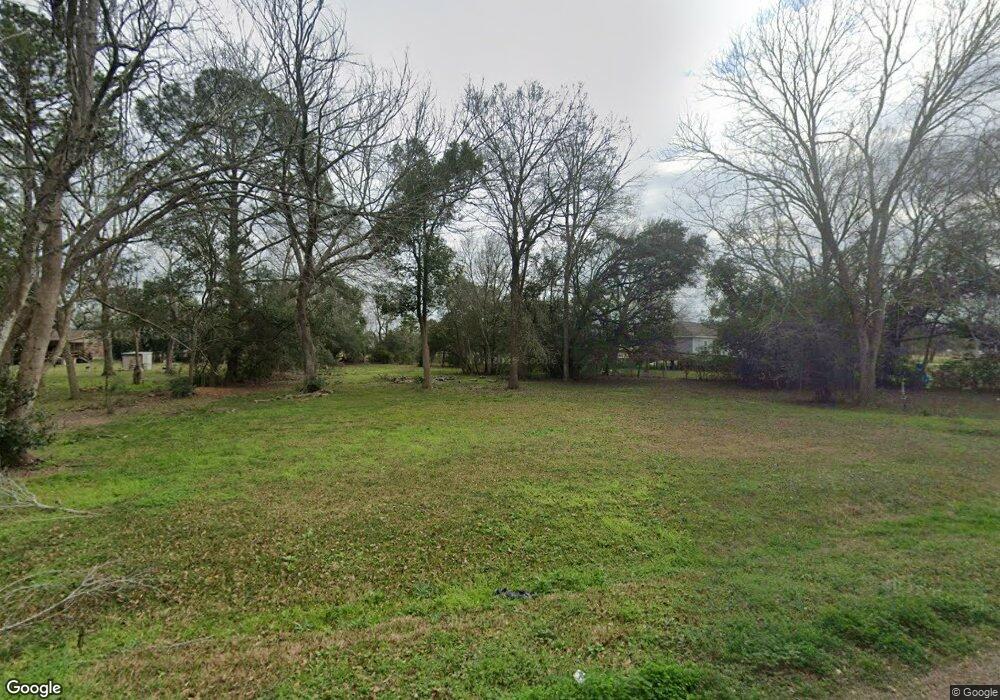 1511 Bayou Bend Rd, Alvin, TX 77511 - photo 1