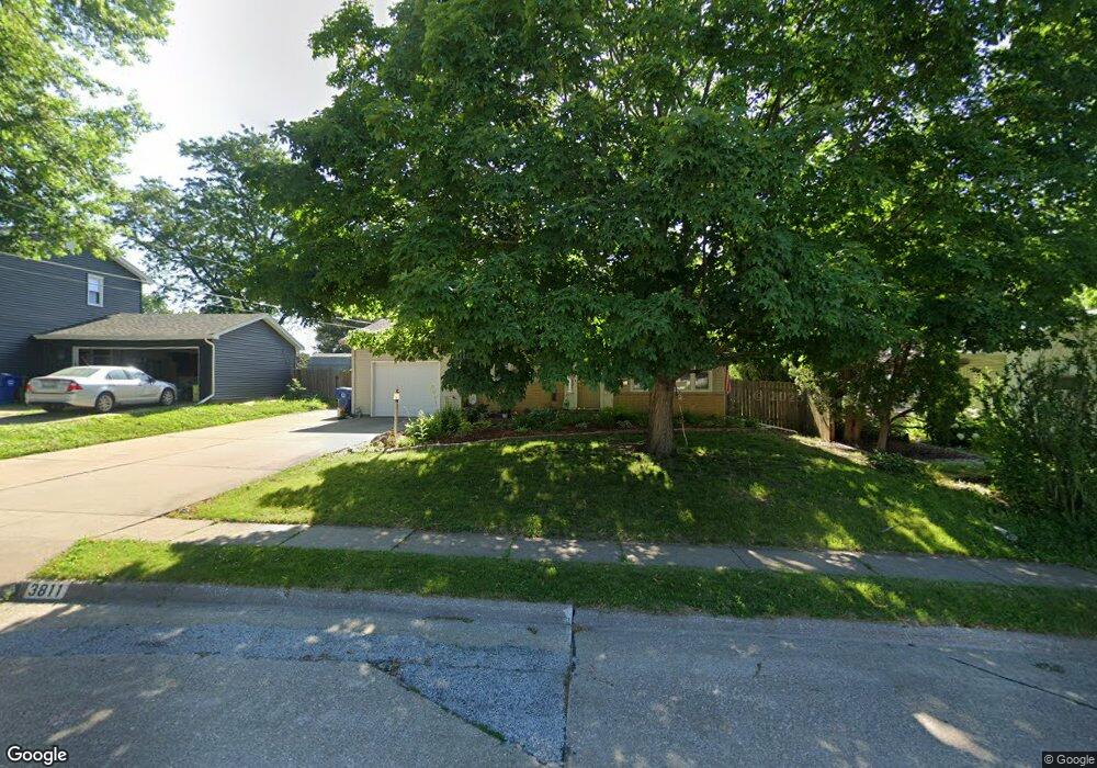 3811 Cedar St, Davenport, IA 52806 - photo 1