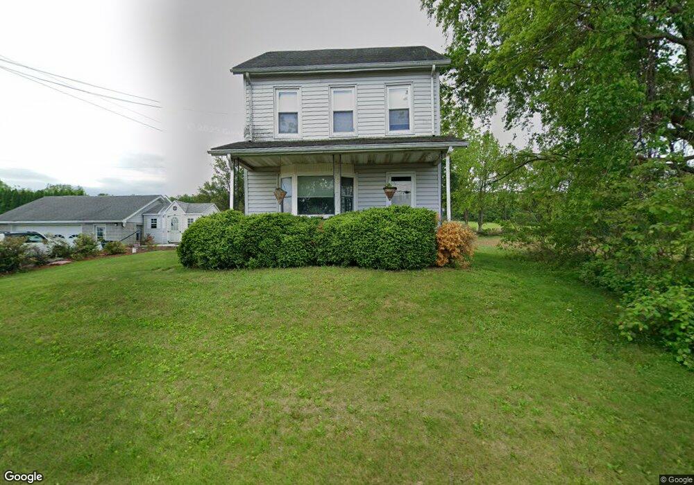 9268 Longswamp Rd, Alburtis, PA 18011 - photo 1