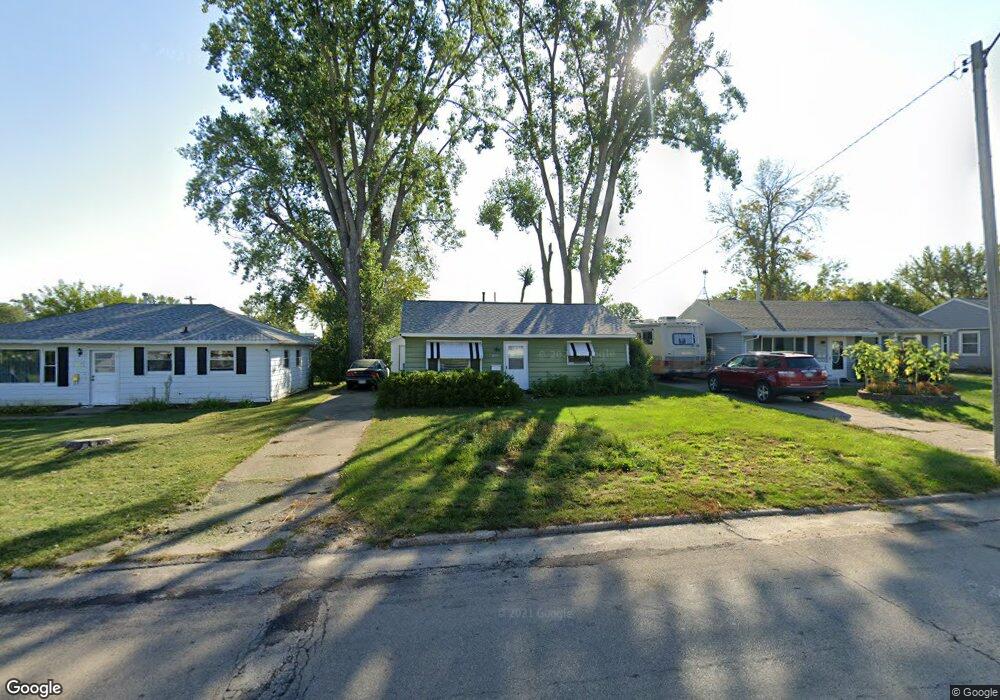 1015 18th St SW, Cedar Rapids, IA 52404 - photo 1