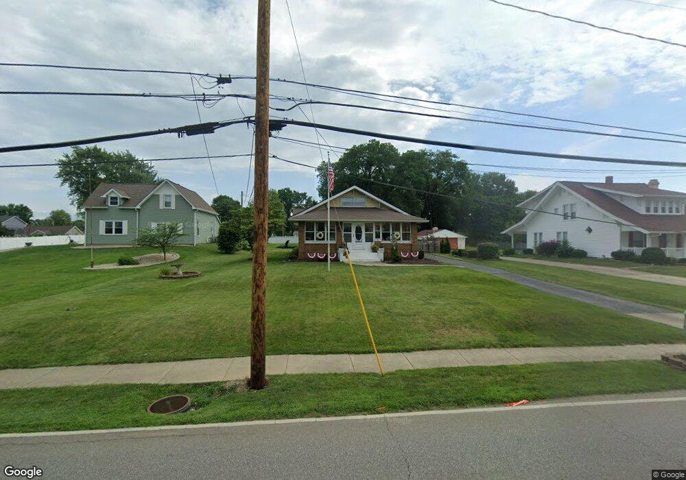 439 Main St, Whiteland, IN 46184 - photo 1