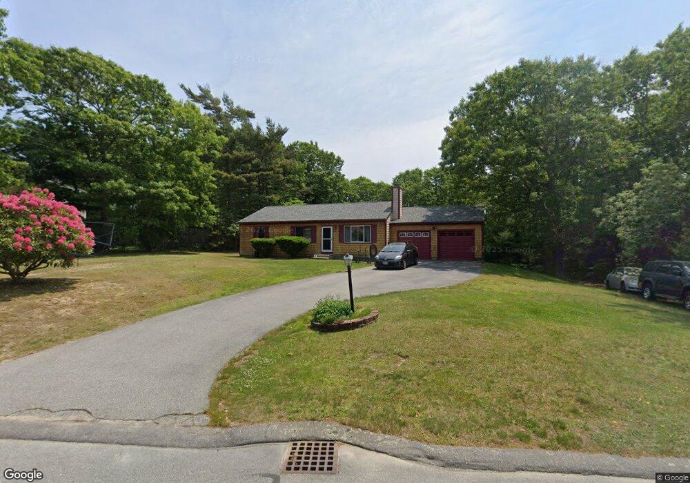 14 Winchester Ave, Buzzards Bay, MA 02532 - photo 1