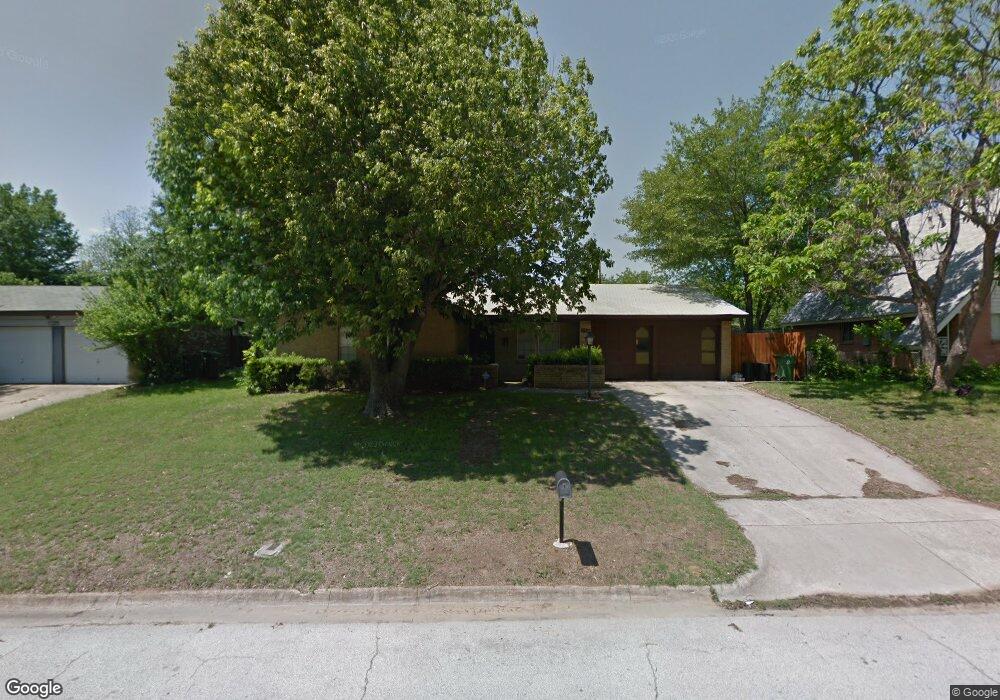 1129 Norwood Dr, Hurst, TX 76053 - photo 1