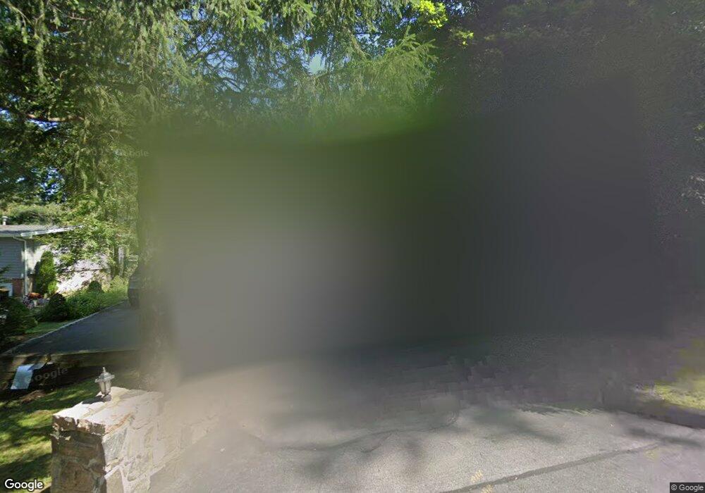 219 W Stevens Ave, Hawthorne, NY 10532 - photo 1