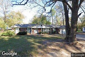 408 W 5th St, Stuttgart, AR 72160