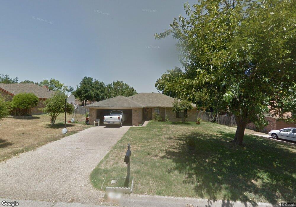 1506 Hemphill Dr, Cleburne, TX 76033 - photo 1