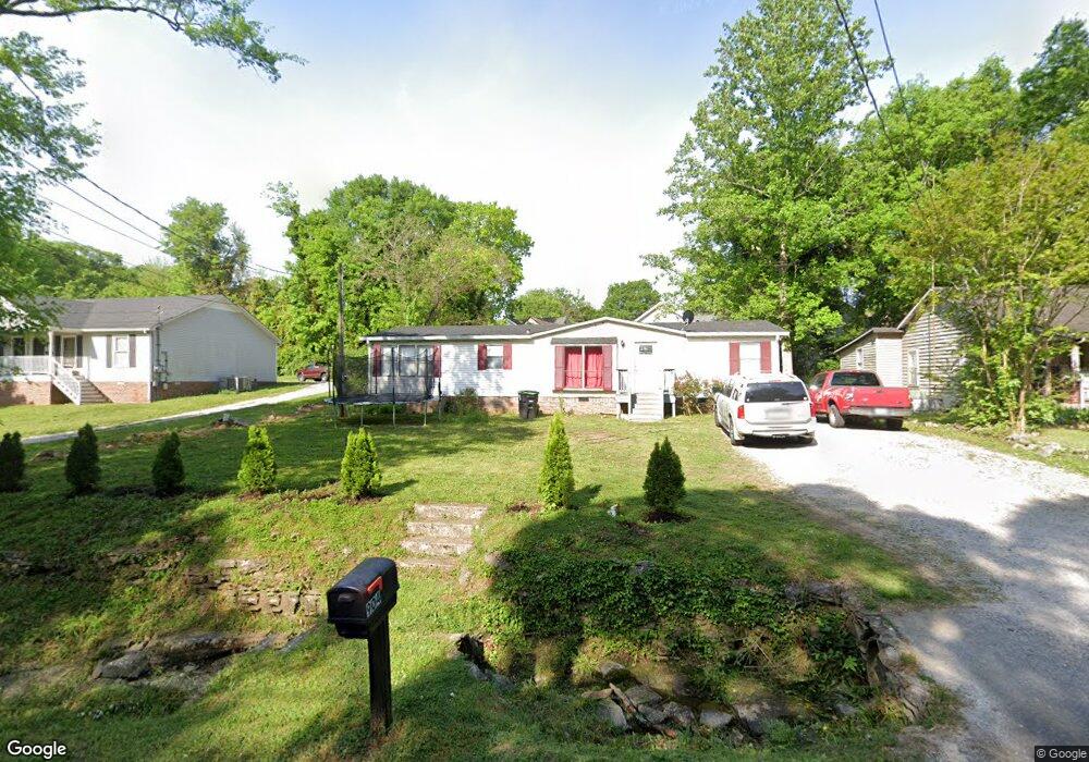 904 Webster St, Columbia, TN 38401 - photo 1