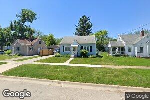 1518 W 6th St, Waterloo, IA 50702