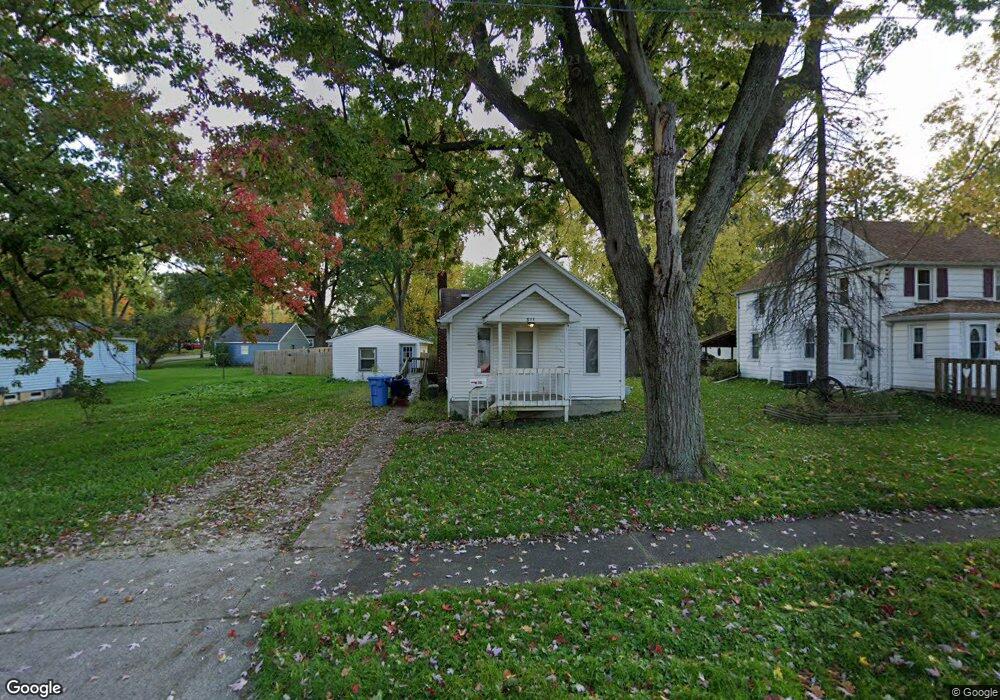 311 W Hodge Ave, Lansing, MI 48910 - photo 1