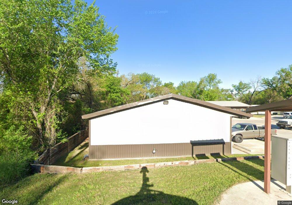 215 Price Ln unit 4, Weatherford, TX 76085 - photo 1