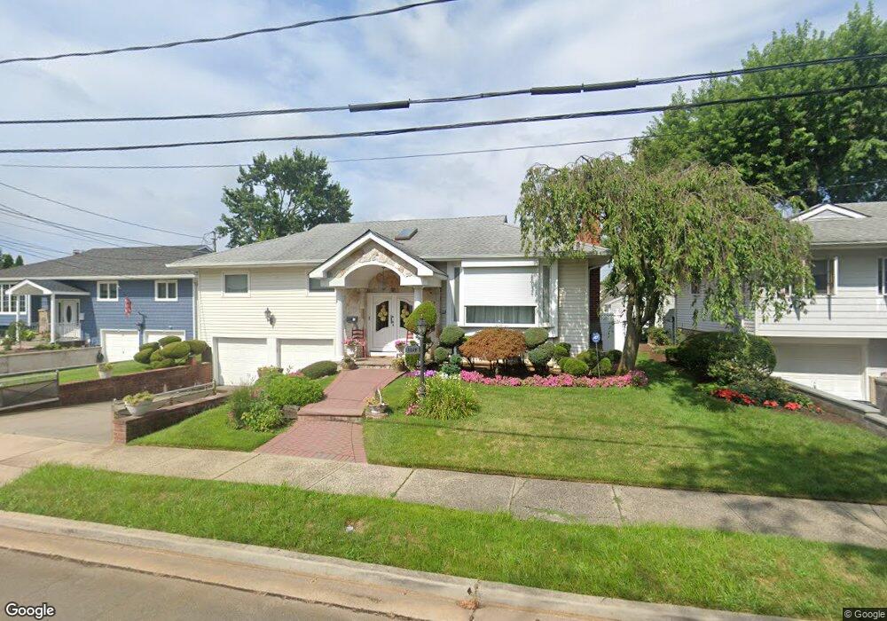 1159 Barnes St, Franklin Square, NY 11010 - photo 1