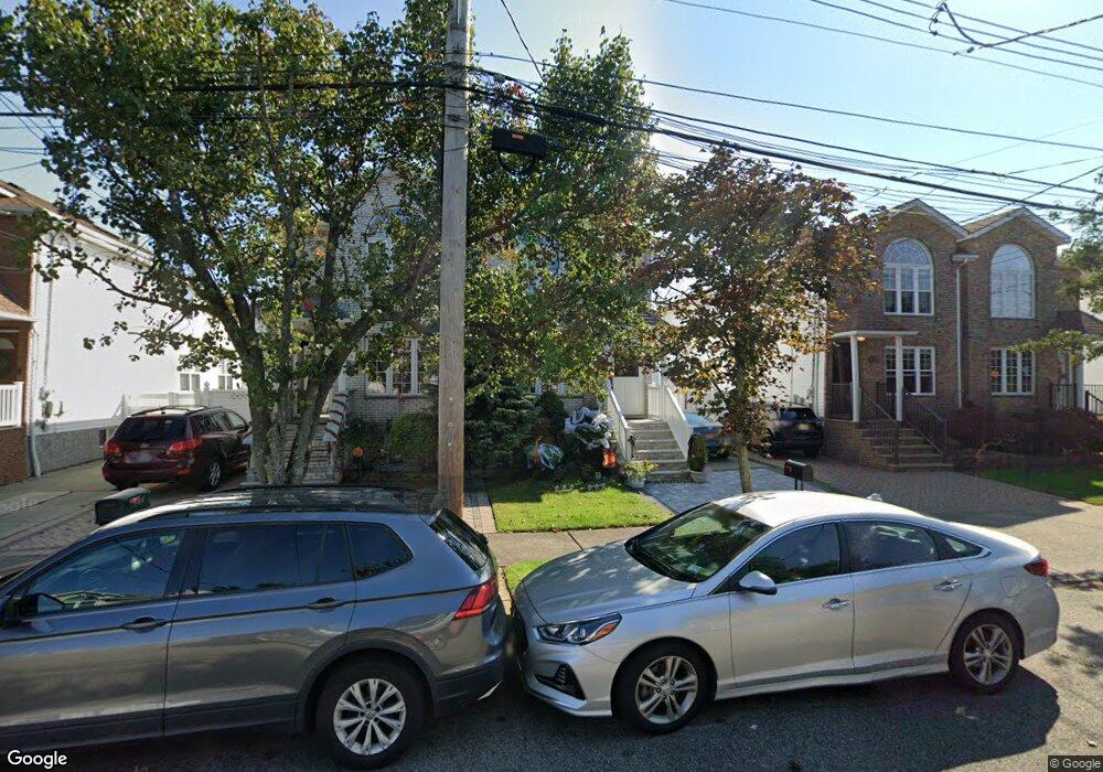 278 Malvine Ave, Staten Island, NY 10309 - photo 1