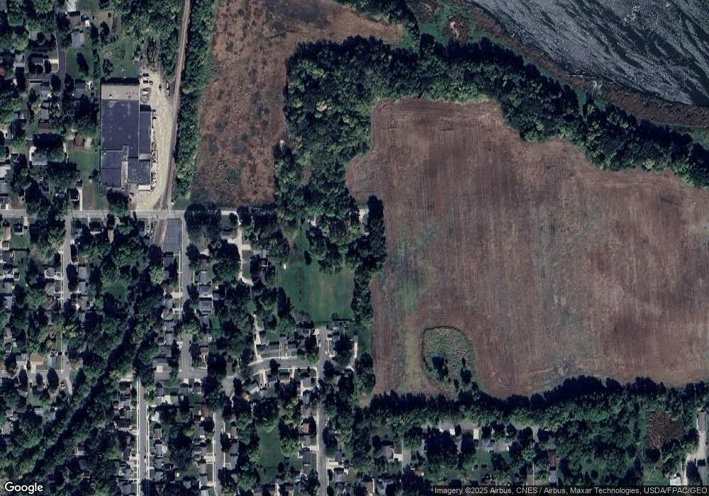 1718 E Hawthorne St, Albert Lea, MN 56007 - photo 1