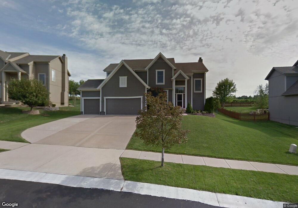 21401 W 98th Place, Lenexa, KS 66220 - photo 1