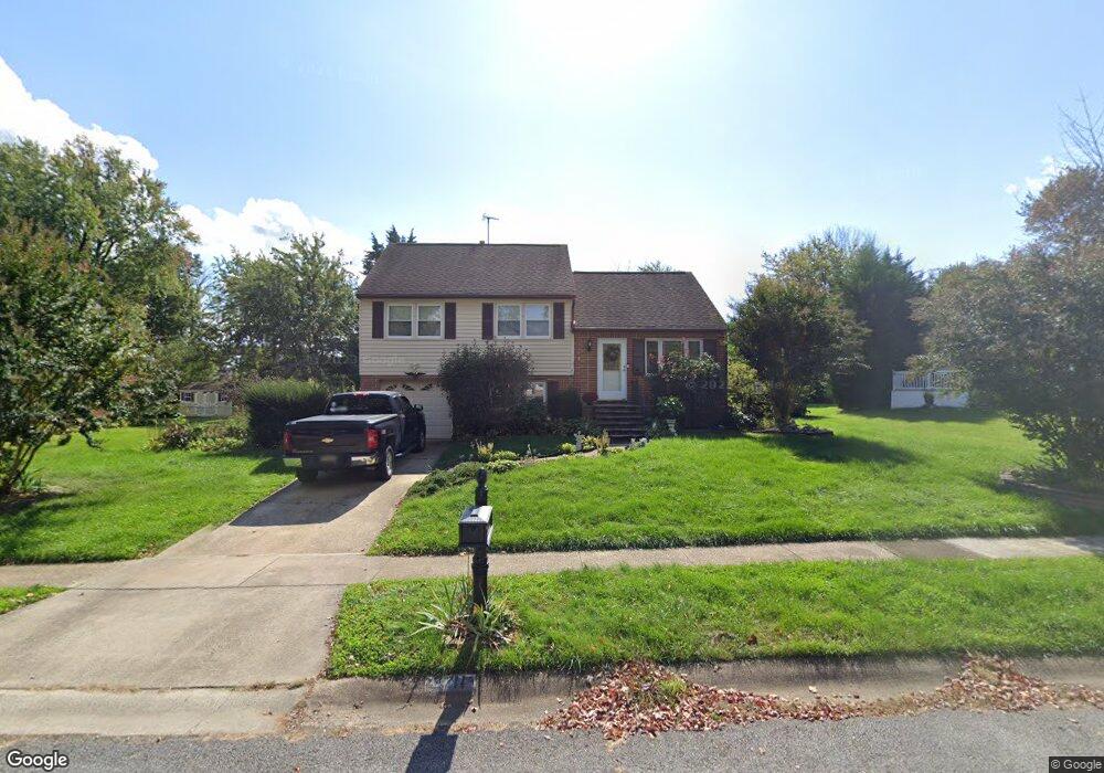 2711 N Robino Dr, Wilmington, DE 19808 - photo 1