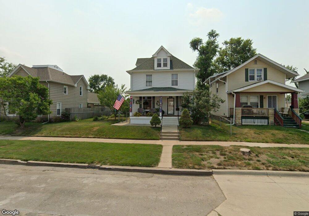 1118 1st St SW, Cedar Rapids, IA 52404 - photo 1