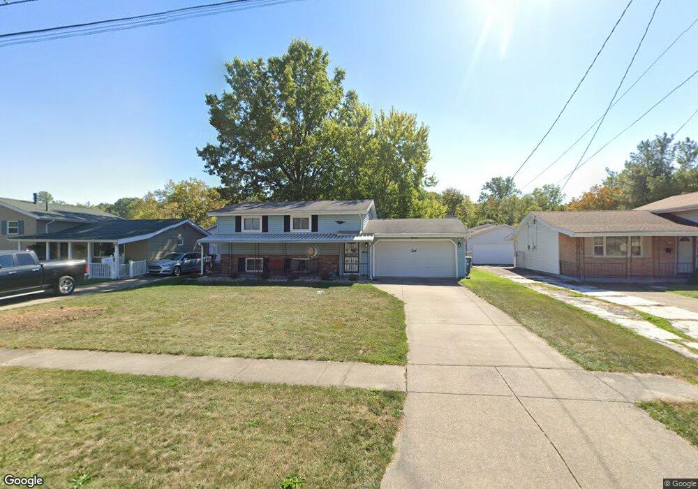 2132 E 41st St, Lorain, OH 44055 - photo 1