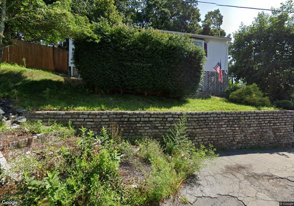 117 Spring St, Wakefield, MA 01880 - photo 1