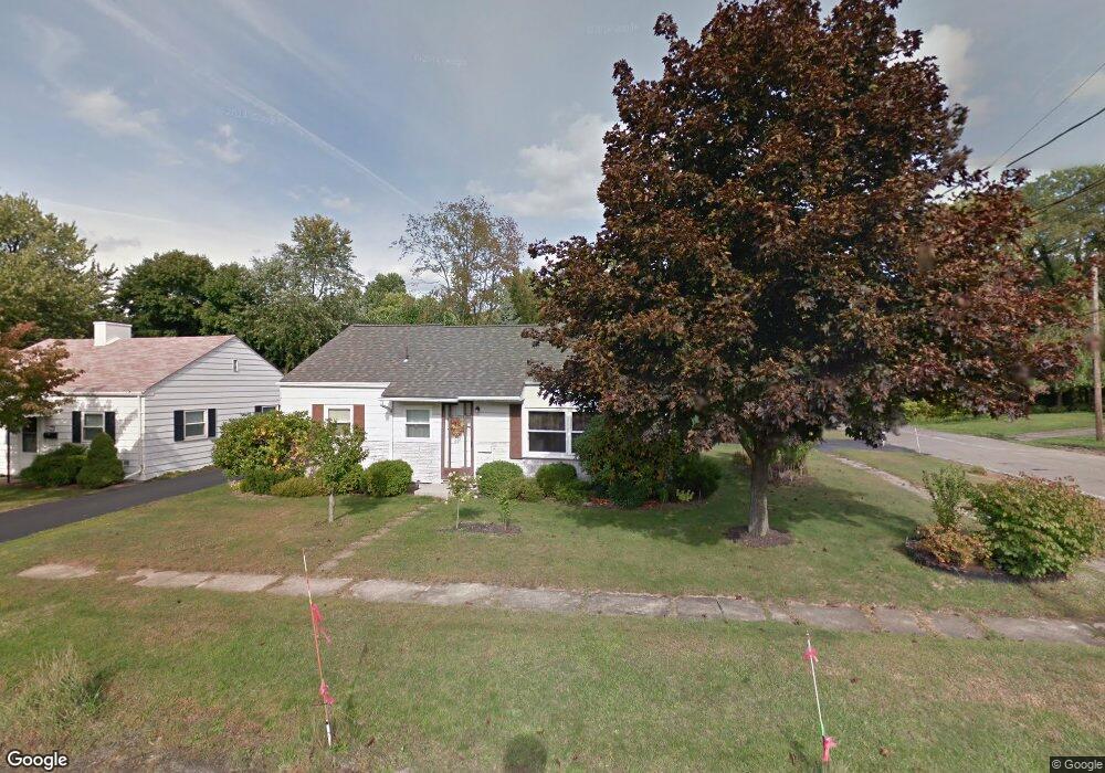 637 Zephyr Ave, Erie, PA 16505 - photo 1