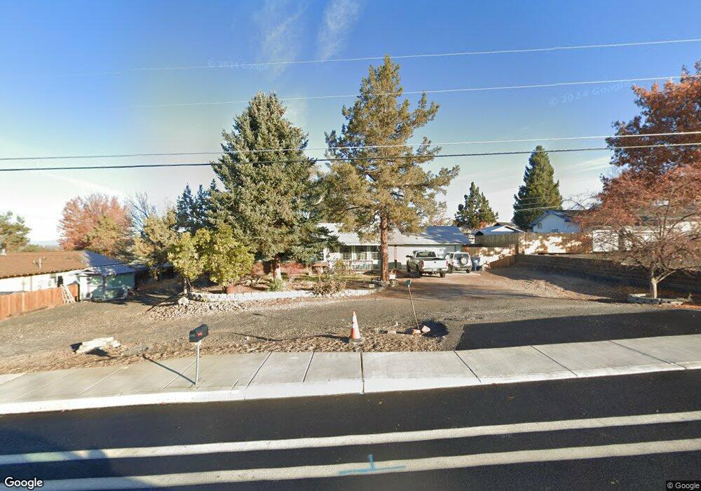 4623 SW Wickiup Ave, Redmond, OR 97756 - photo 1