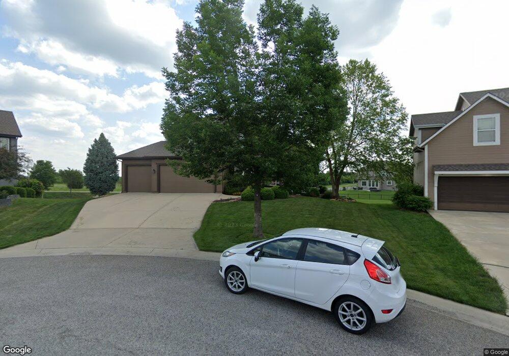 10123 Deer Run St, Lenexa, KS 66220 - photo 1